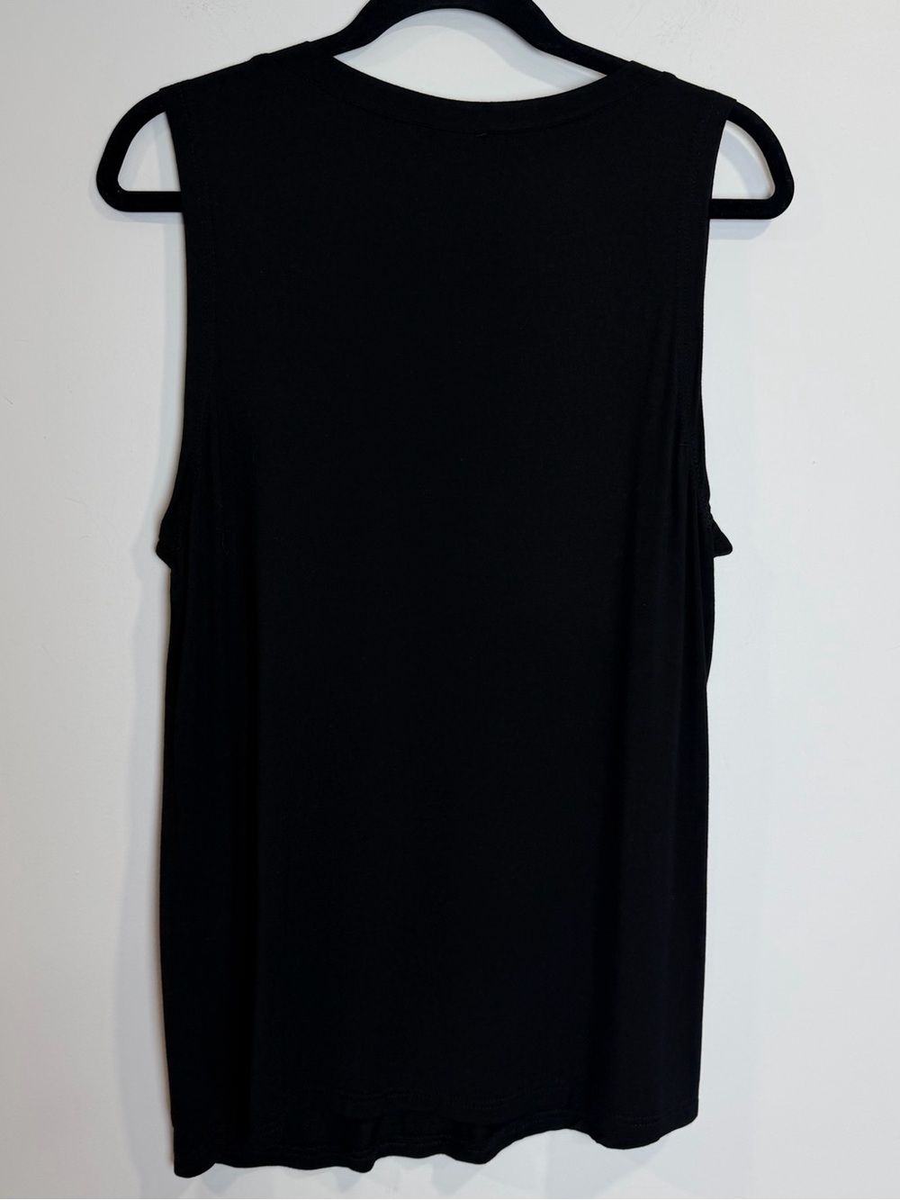 POL Tank Top Women’s Size L Black Henley Ribbed V Neck Button Front Lightweight - Picture 2 of 7